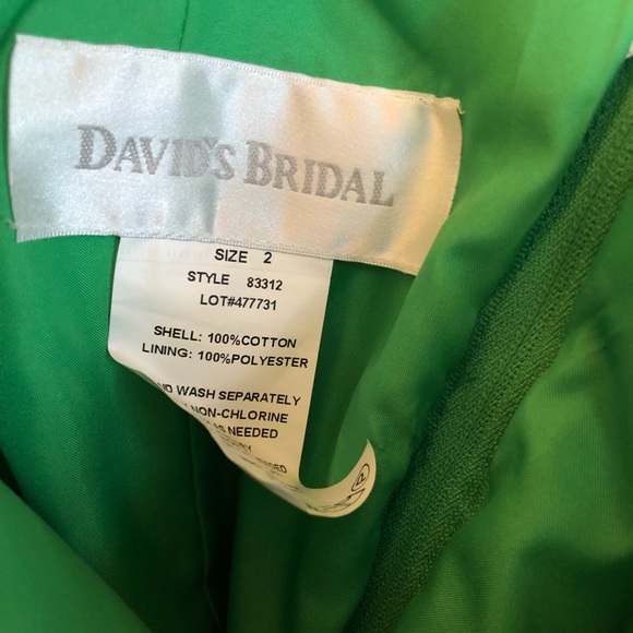 Spring dress - Picture 3 of 3